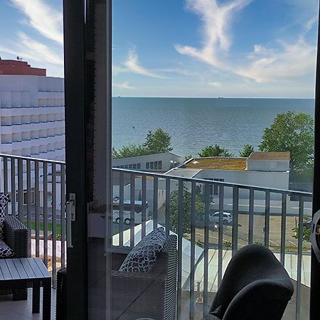 Apartament Wakacyjny Horyzont - Parking Gratis Miedzyzdroje Exteriér fotografie
